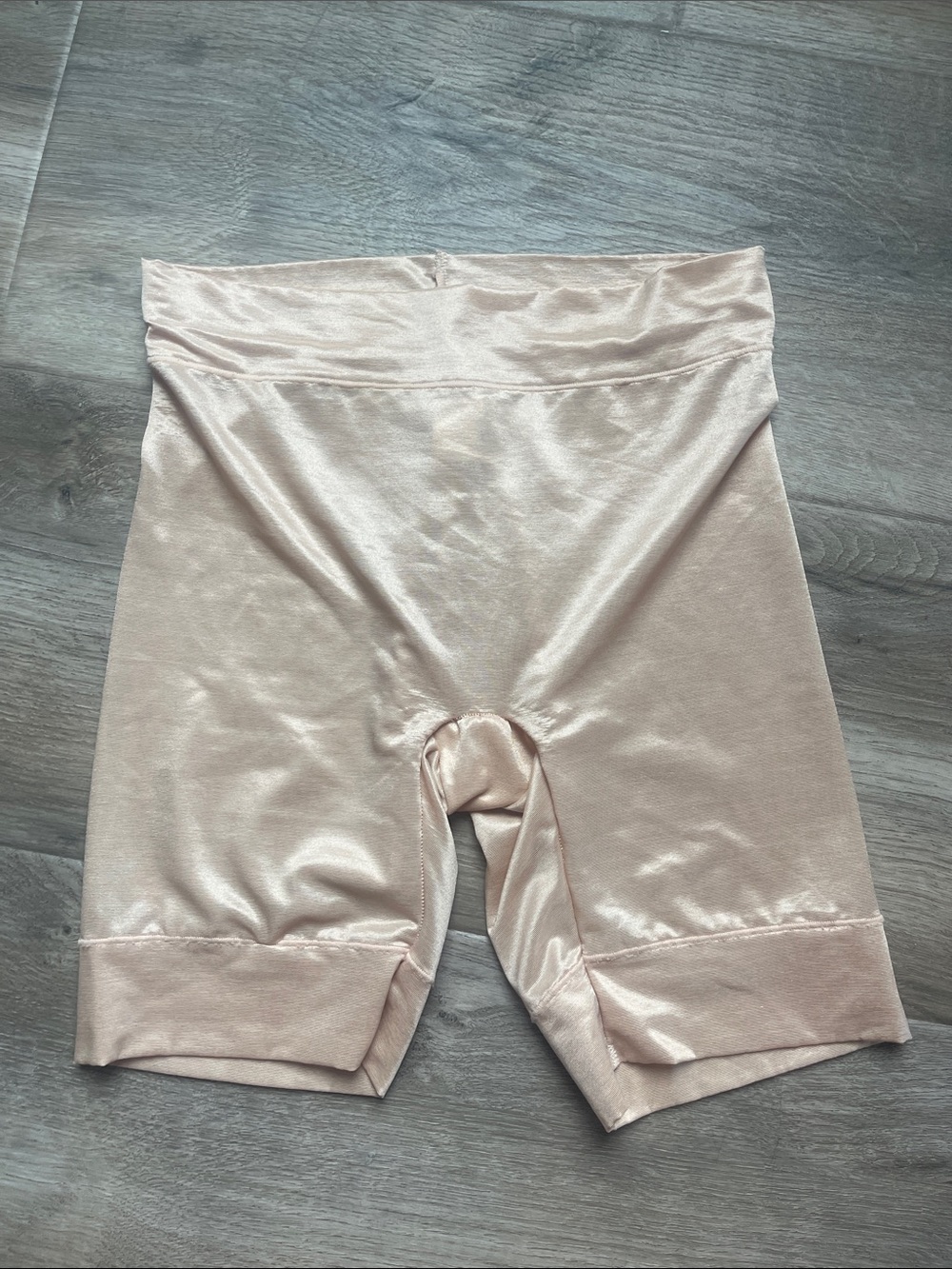 Nip Tuck & Boost Shapewear in nude Sz M
